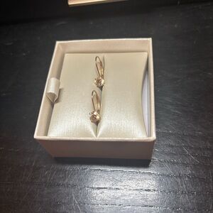 Elegant Gold 10k gold and Citrine leverback drop earrings